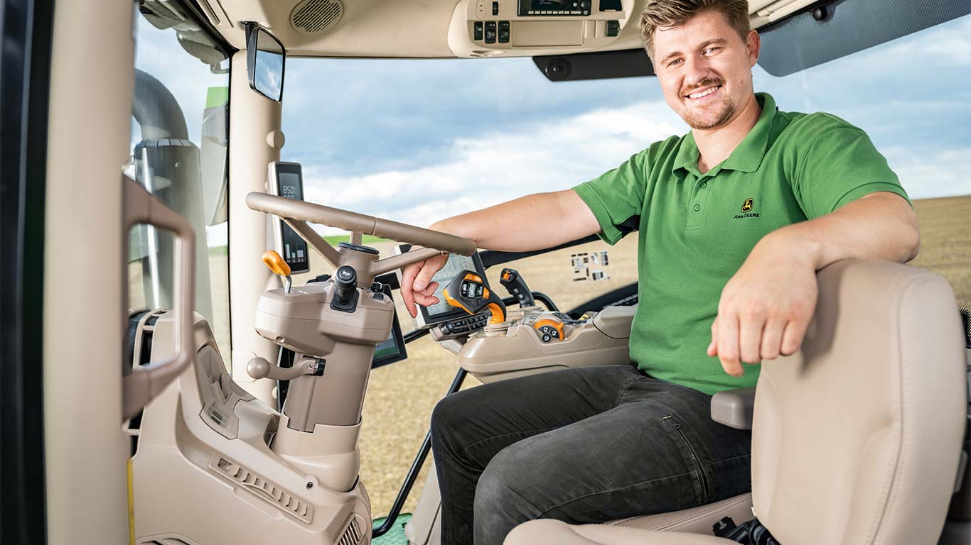 Tractor-Storage
