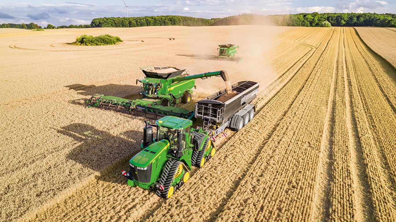 Трактор серия 9RX l John Deere