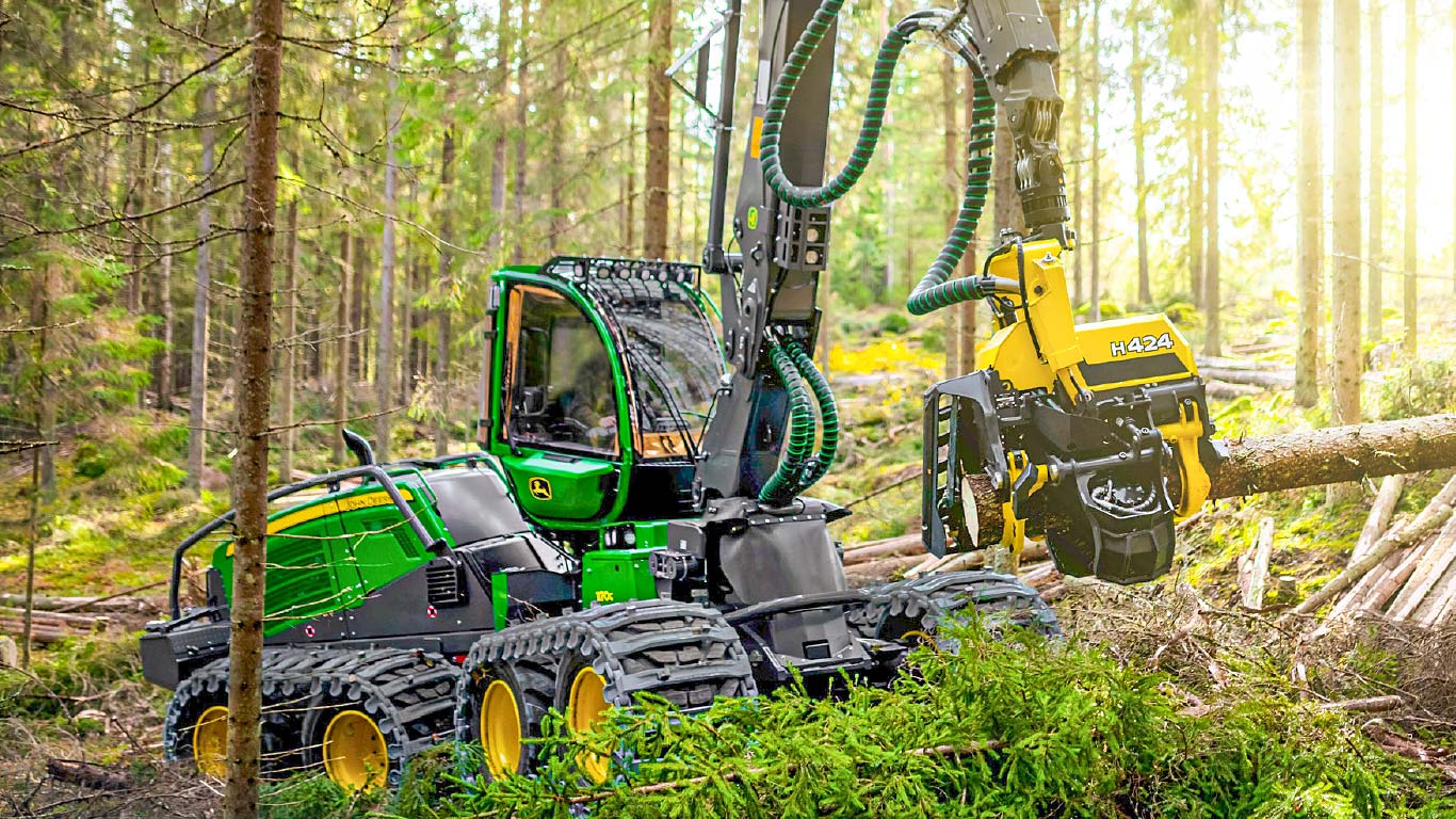 John Deere 1170G/H424 поваля и реже дърво