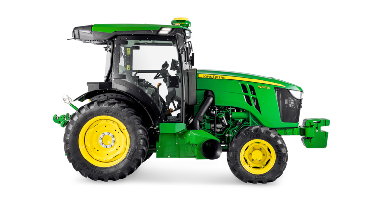 Страничен профил на трактора John Deere 5090EN, който акцентира върху конструкцията на кабината и големите задни гуми.